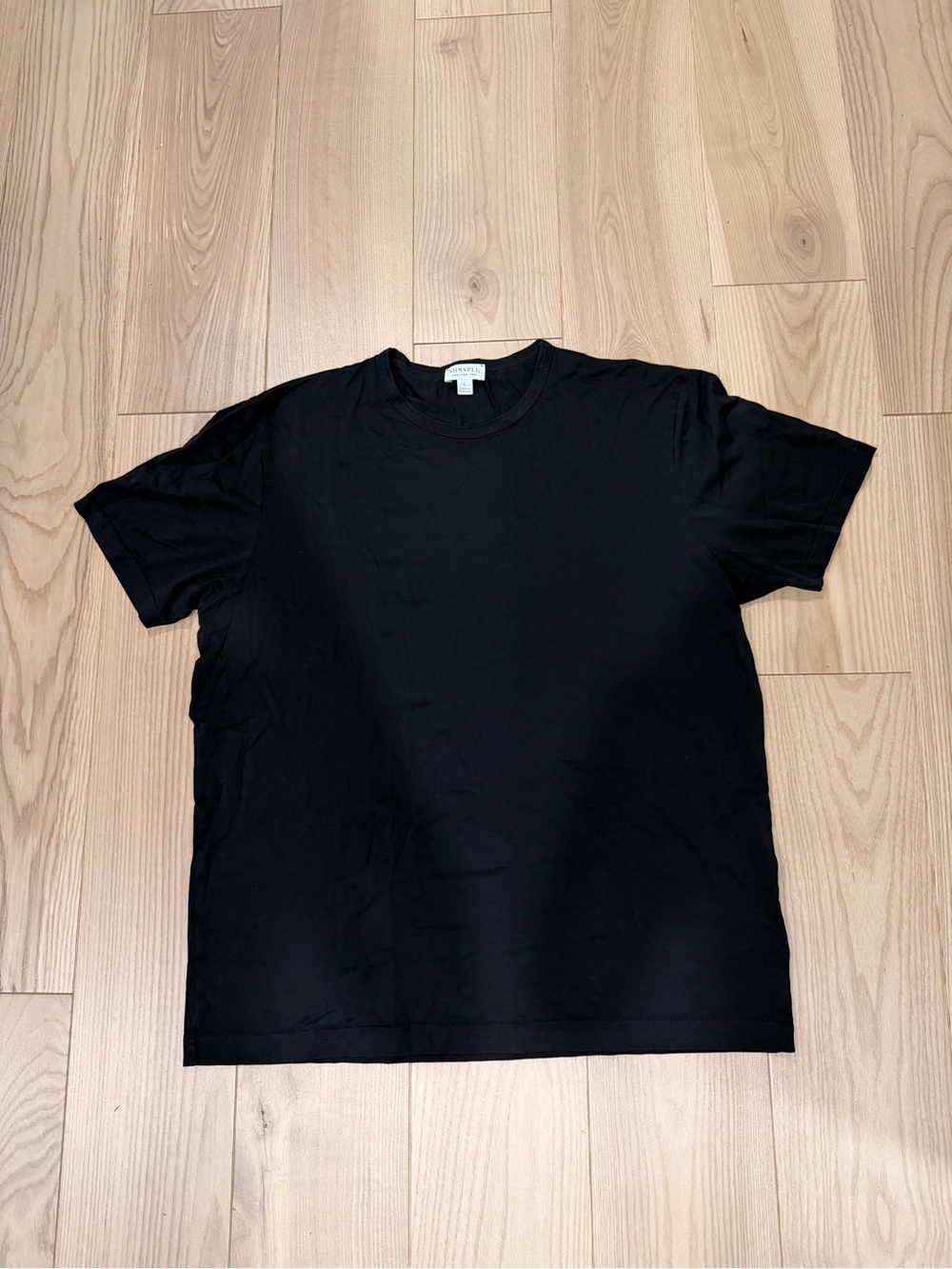 Sunspel Black Classic T-Shirt - Picture 2 of 5
